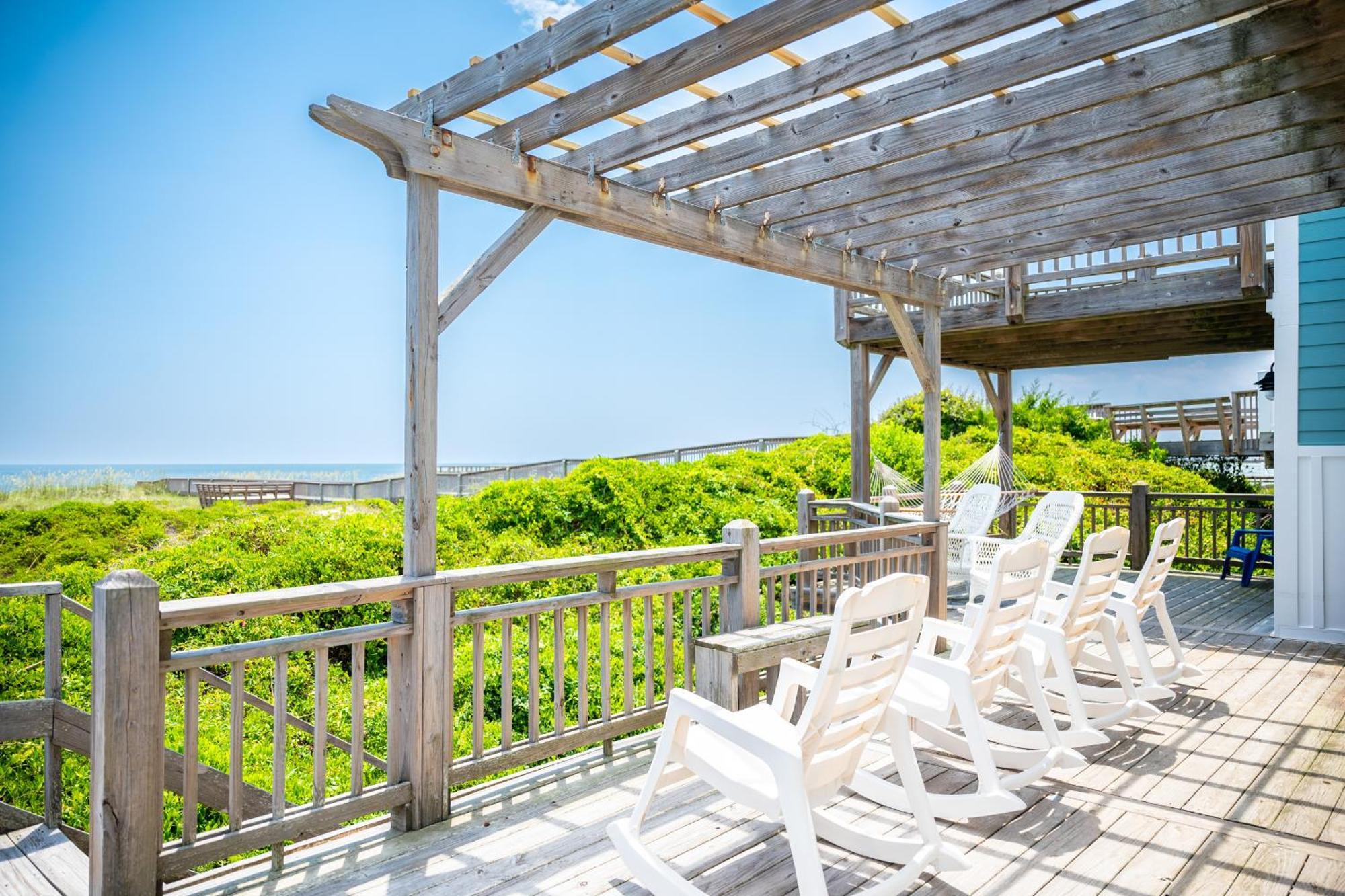Beach Buzz By Oak Island Accommodations Caswell Beach Екстер'єр фото
