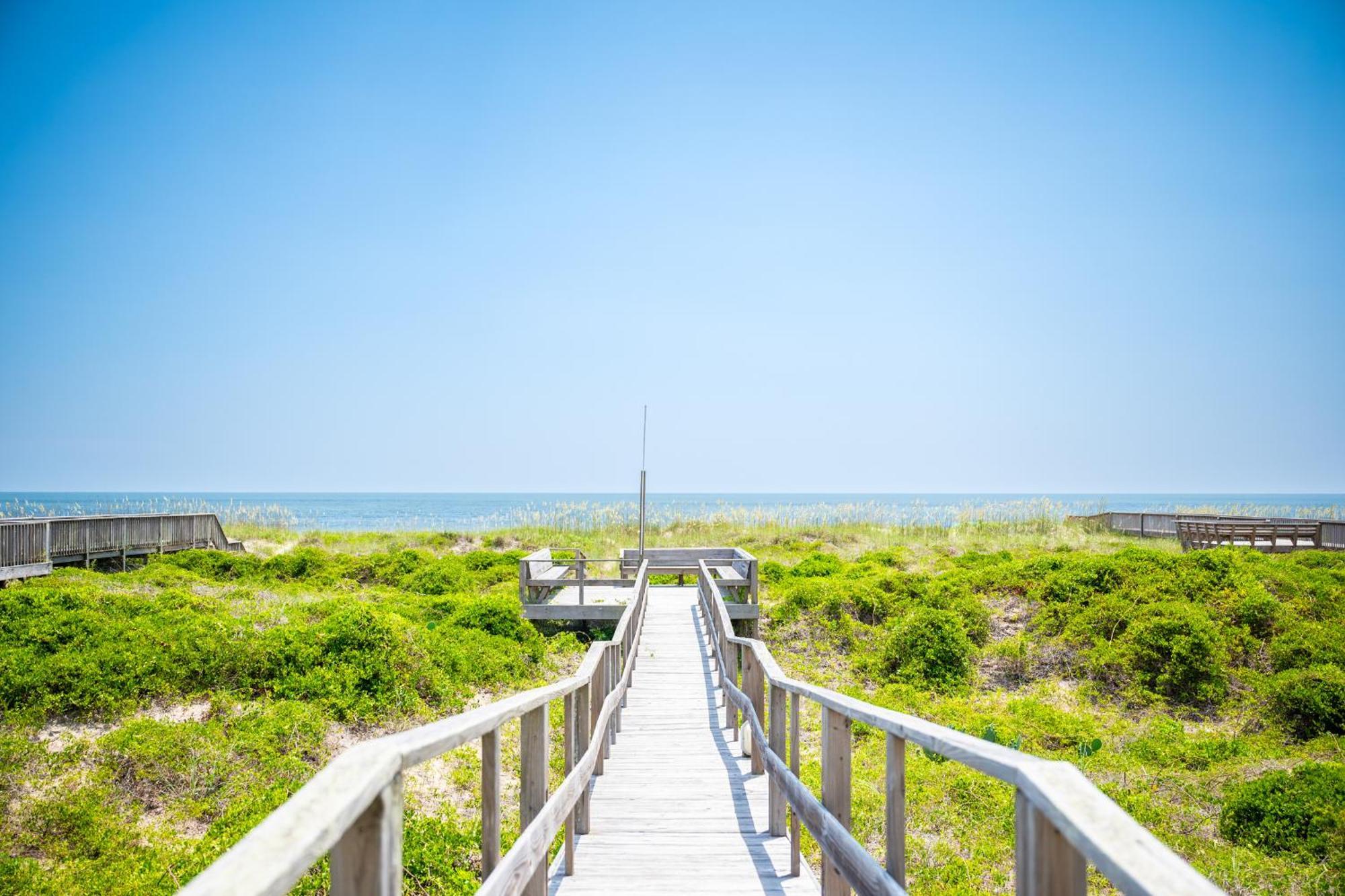 Beach Buzz By Oak Island Accommodations Caswell Beach Екстер'єр фото