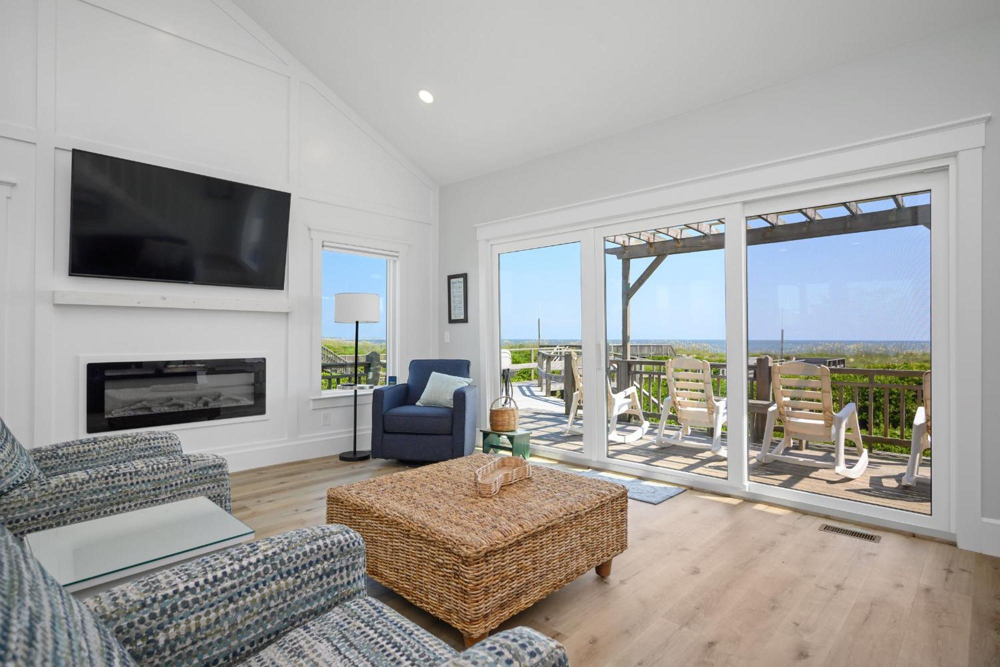 Beach Buzz By Oak Island Accommodations Caswell Beach Екстер'єр фото
