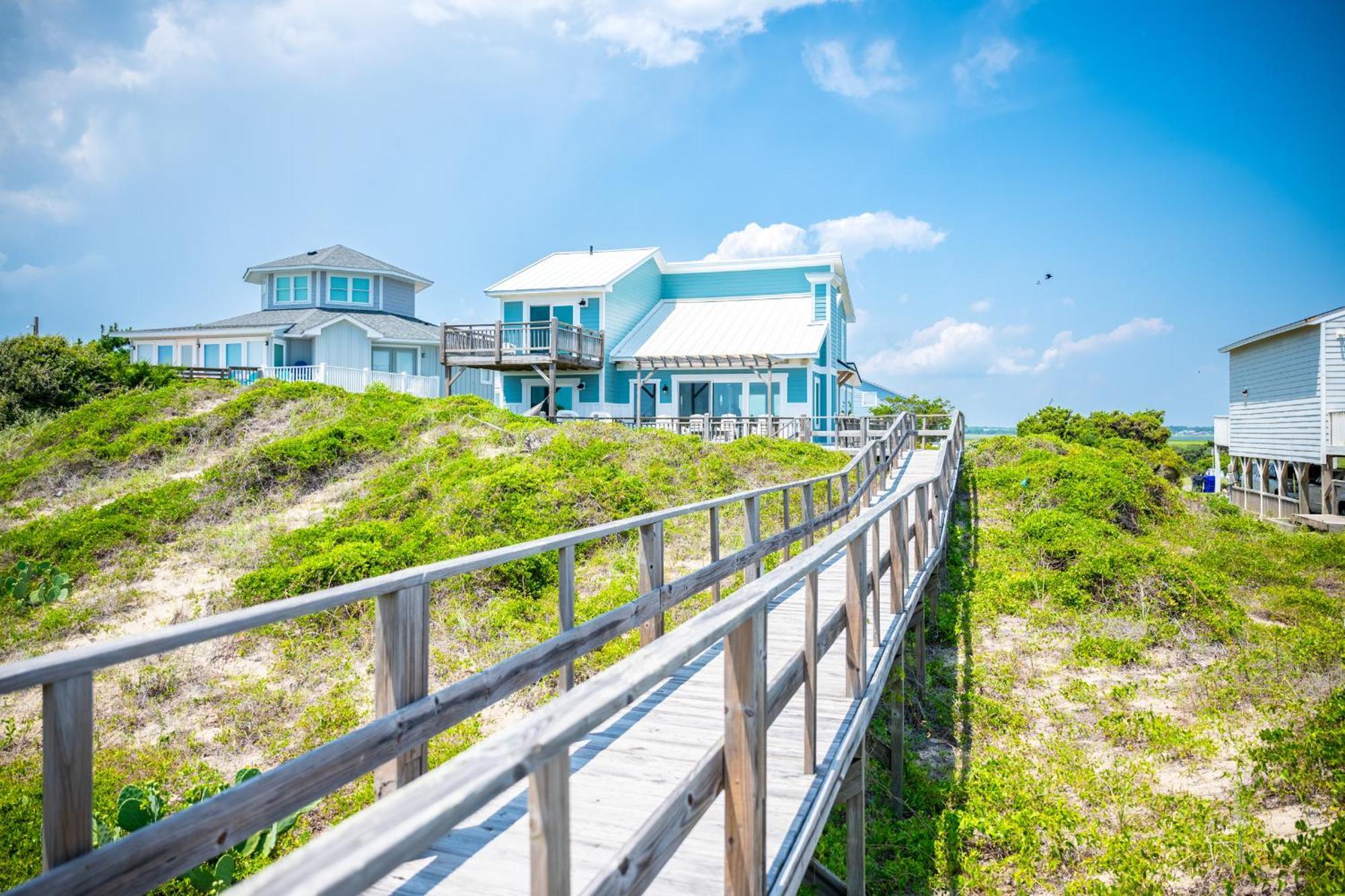 Beach Buzz By Oak Island Accommodations Caswell Beach Екстер'єр фото