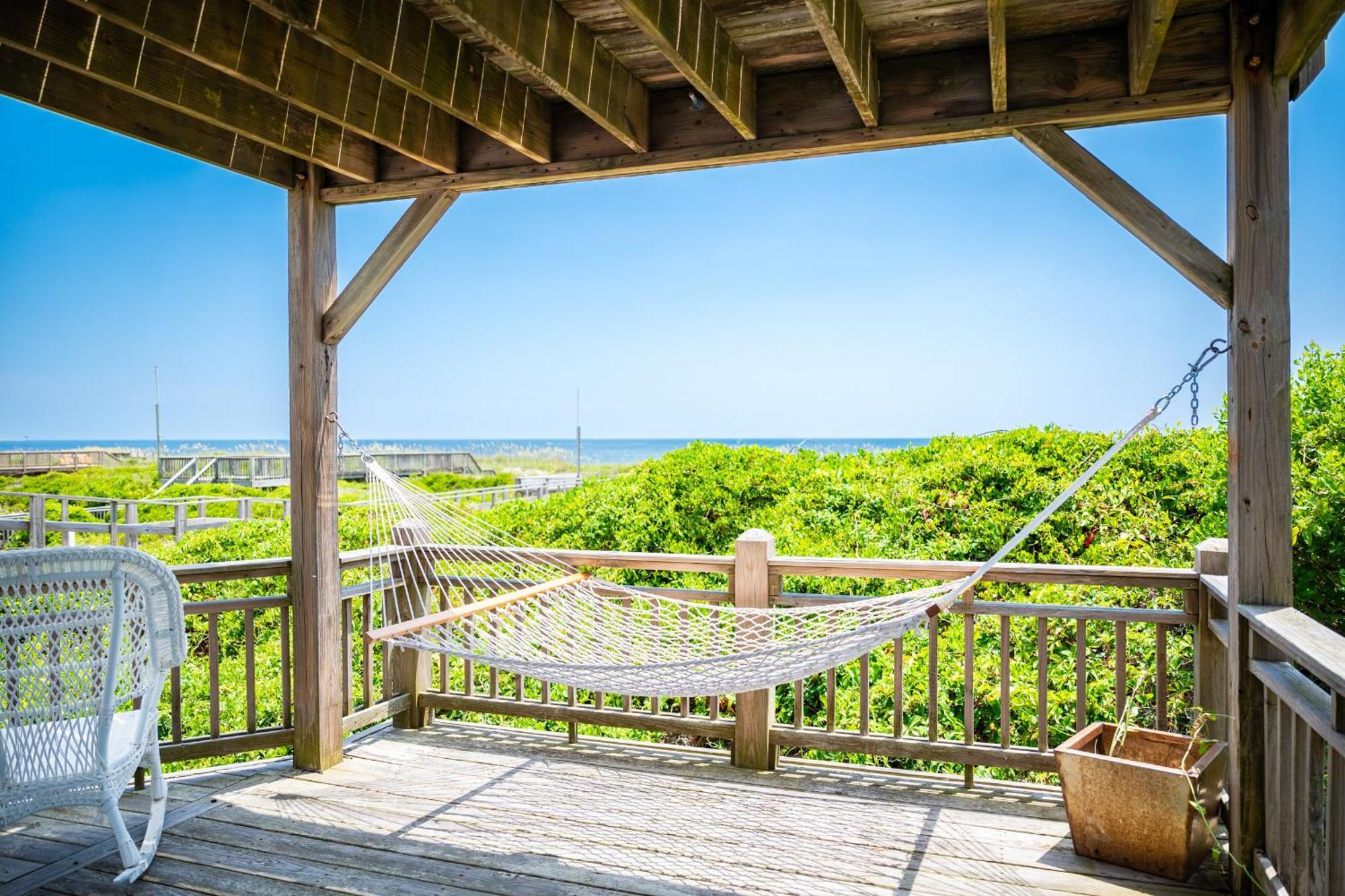 Beach Buzz By Oak Island Accommodations Caswell Beach Екстер'єр фото
